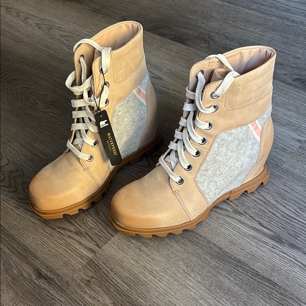 Sorel Tan and Gray Lace Up Boots with Wedge Sole